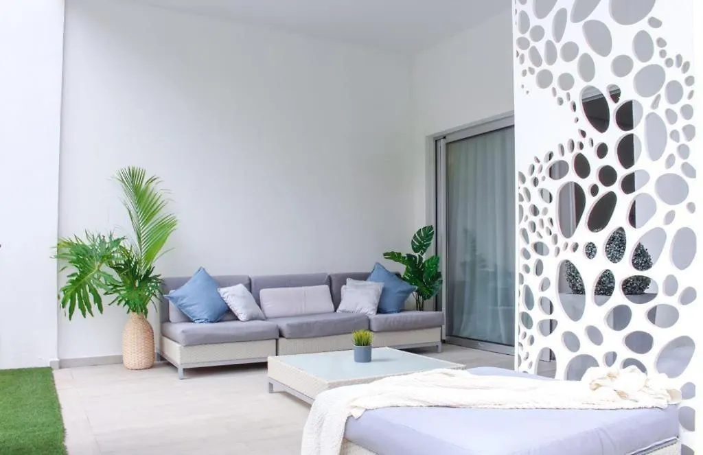 Apartamento Ocean Garden, Heated Pool, Sunny Terrace,Fast Wifi Costa Adeje