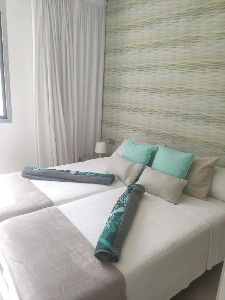 公寓 阿德耶Ocean Garden, Heated Pool, Sunny Terrace,Fast Wifi公寓 西班牙
